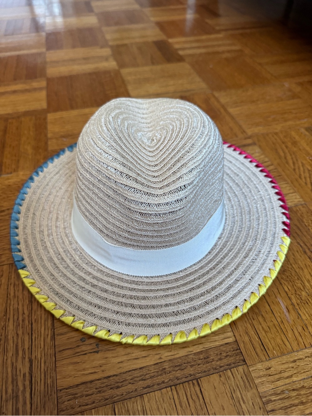 DESTREE Natural Straw Hat With White Band Women’s Size M